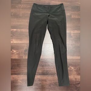 Black Nike Dri-Fit 2.0 Athletic Leggings